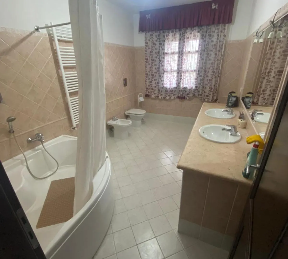 Il Nuraghe Bed & Breakfast Uras